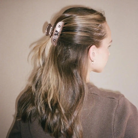 Sweetheart Clip in Cocoa Cashmere
