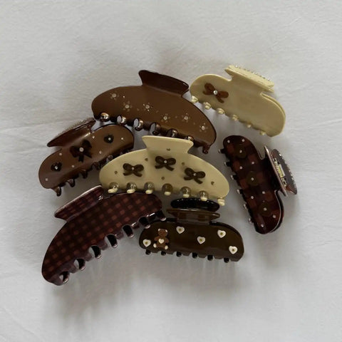 Sweetheart Clip in Cocoa Cashmere